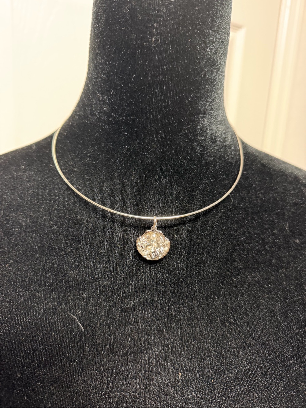 CHANEL Silver Floral Crystal Pendant Necklace
